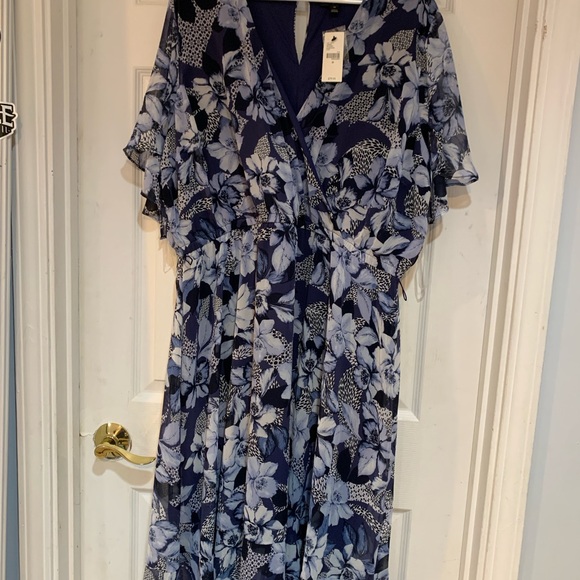 Lane Bryant Blue and White Floral Maxi Dress - Picture 1 of 3